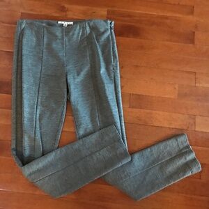 CAbi Gray Skinny Ankle Ponte Pant size 4